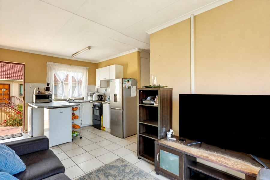 3 Bedroom Property for Sale in Guldenland Western Cape